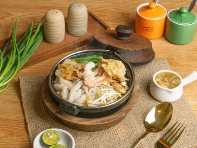 Kwetiaw Seafood Hotplate kwetiaw-seafood-hotplate